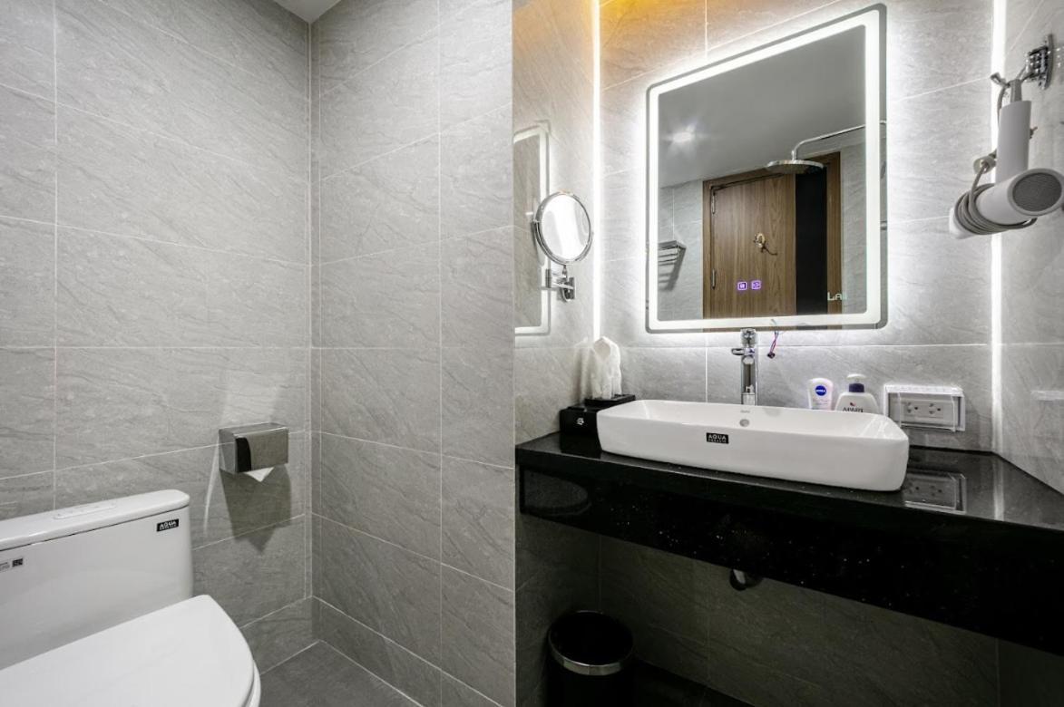 האנוי A25 Hotel - 21 Nghia Tan מראה חיצוני תמונה