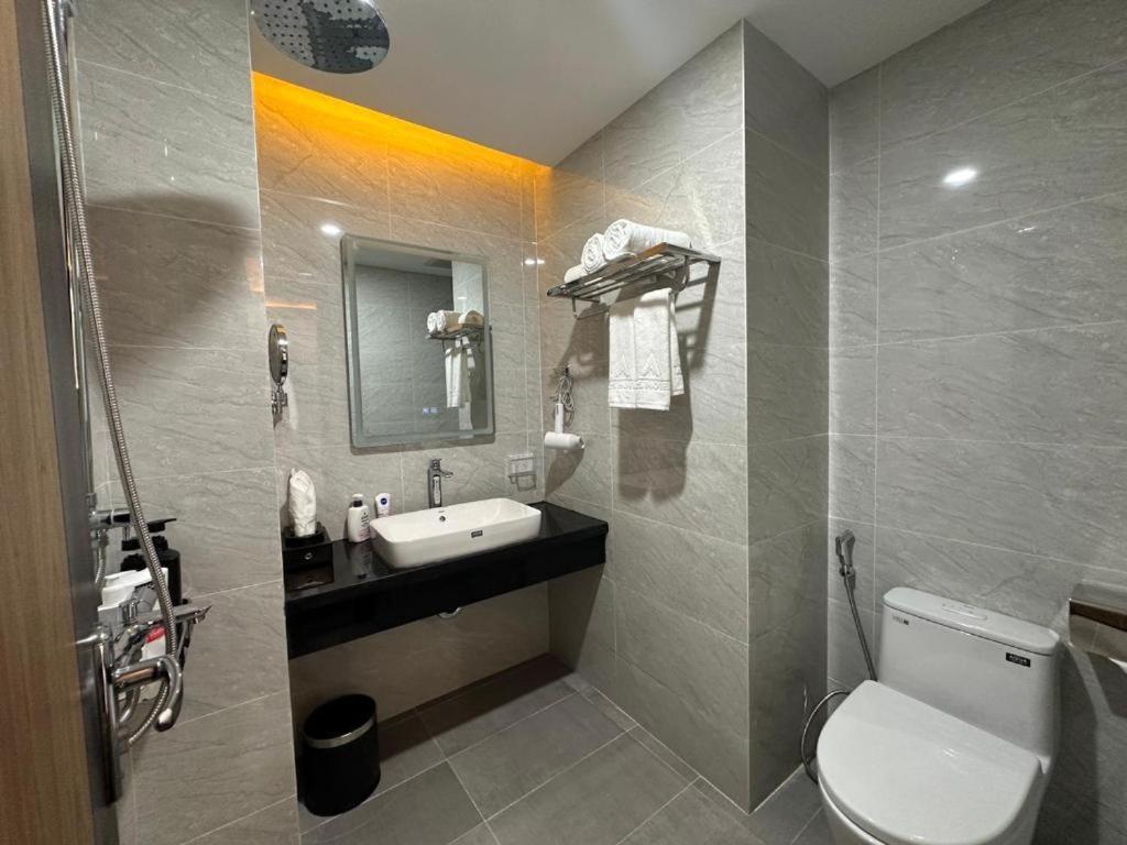 האנוי A25 Hotel - 21 Nghia Tan מראה חיצוני תמונה